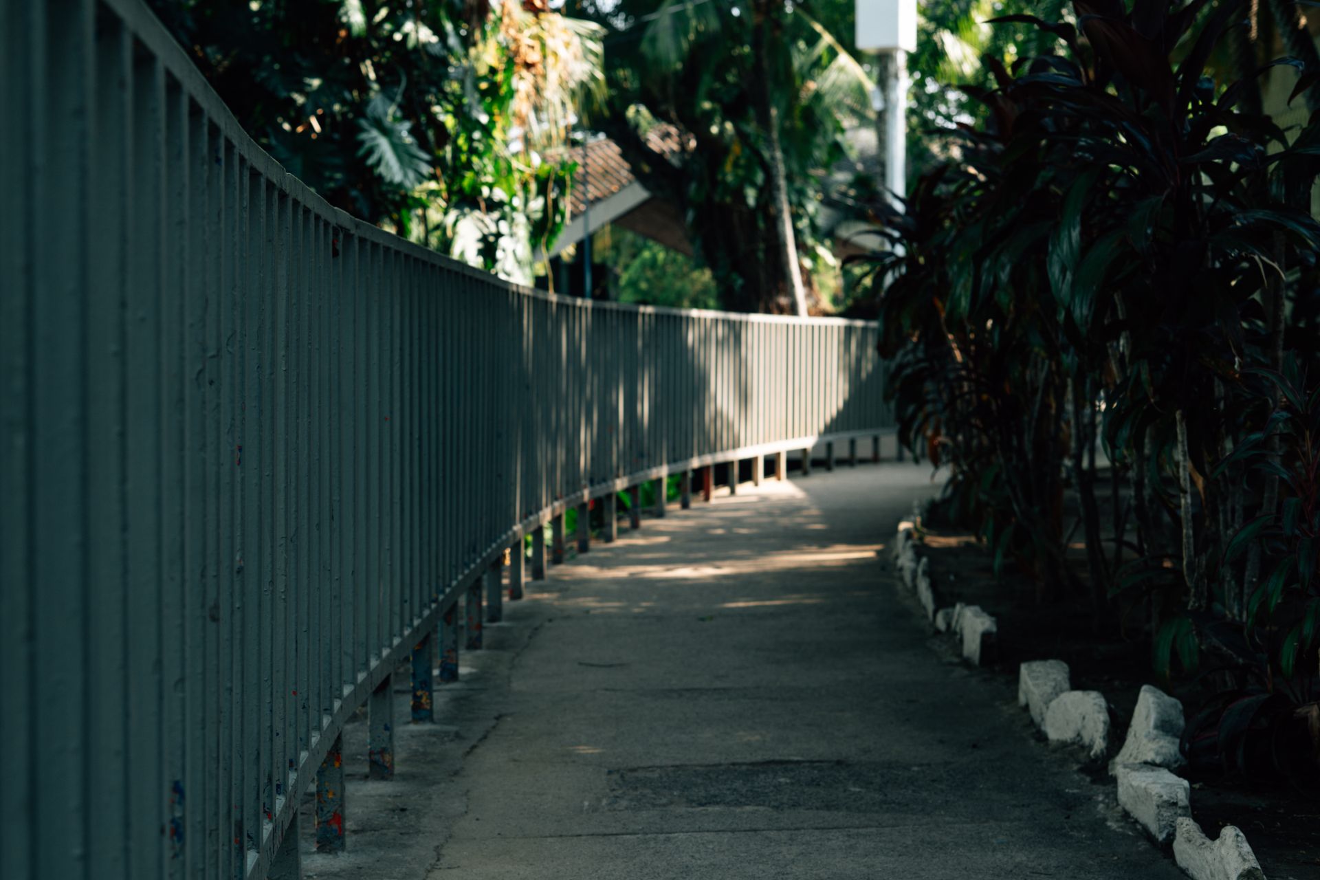 Commercial hand railing application